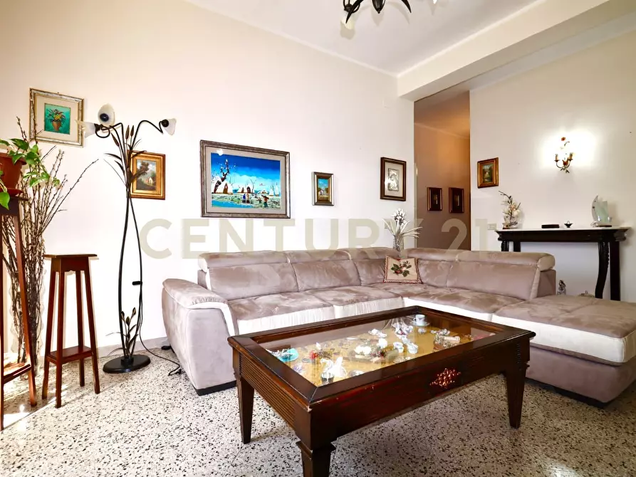 Immagine 1 di Quadrilocale in vendita  in Largo Bisacquino 3 a Palermo