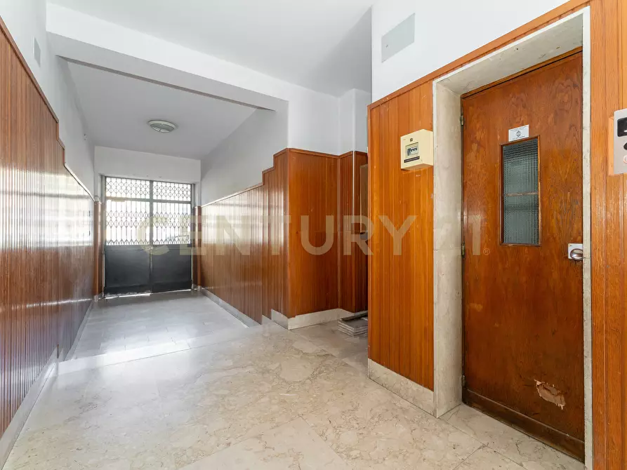 Immagine 6 di Quadrilocale in vendita  in Via Vincenzo Giuffrida 194 a Catania