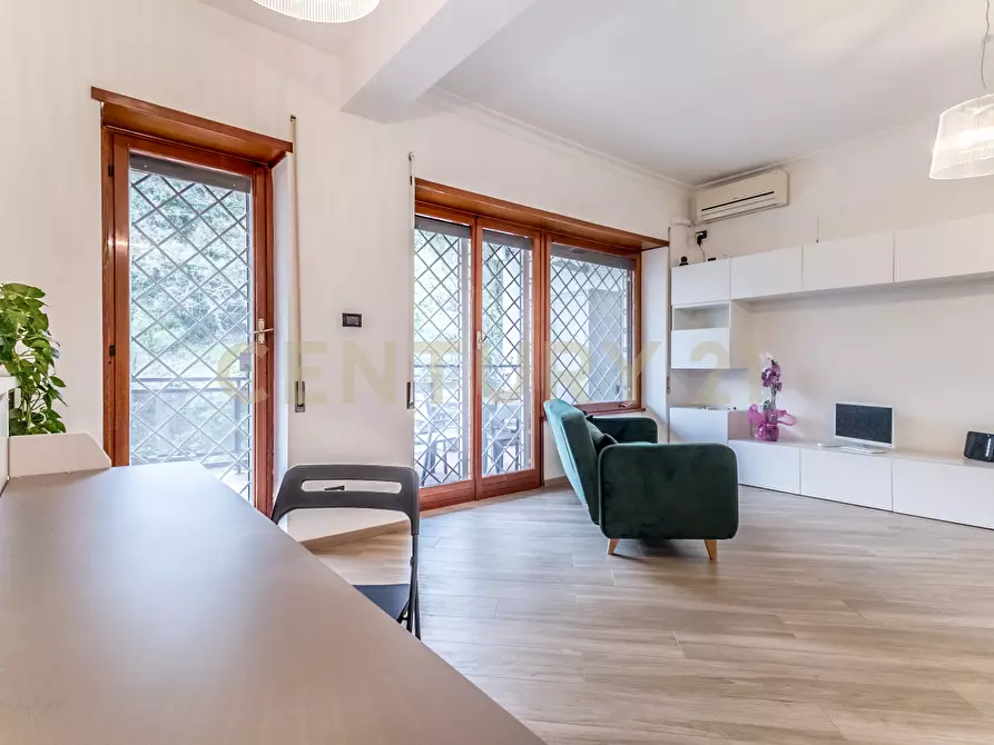 Immagine 6 di Bilocale in affitto  in Via Tomba di Nerone 14 a Roma