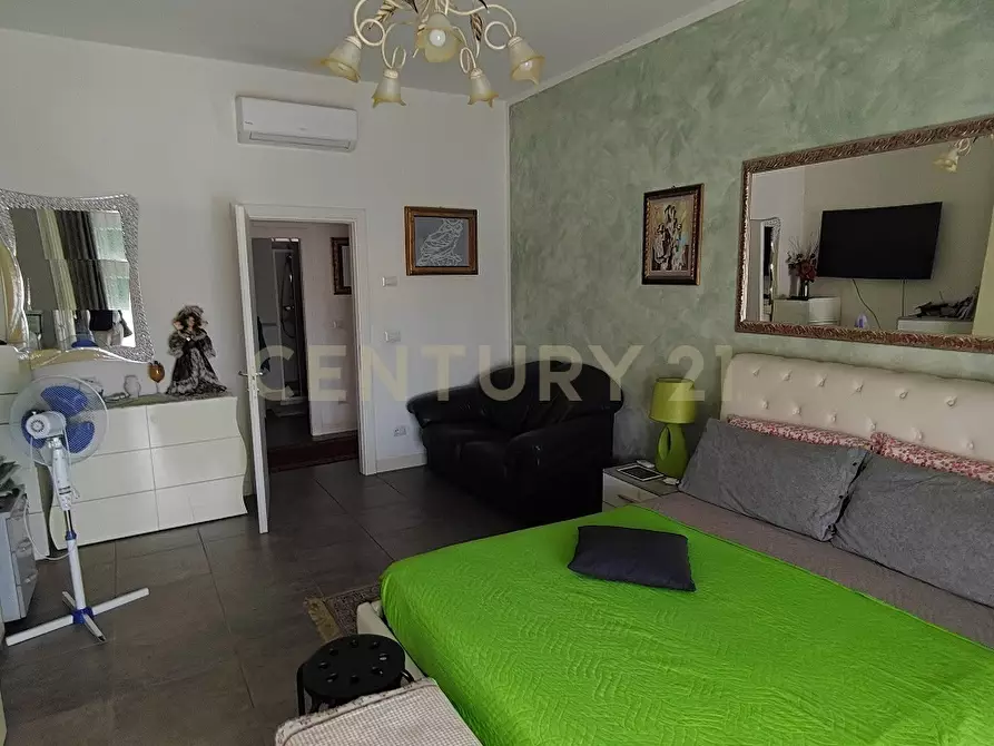 Immagine 13 di Pentalocale in vendita  in Stradone Santa Lucia 109 a Verona