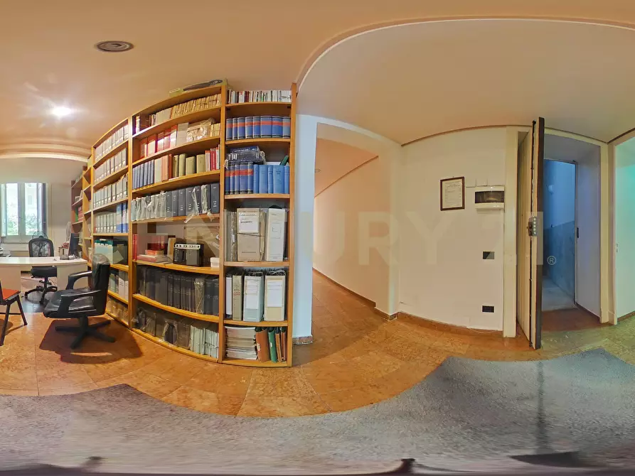 Immagine 53 di Appartamento in vendita  in Corso Italia 205-207 a Catania
