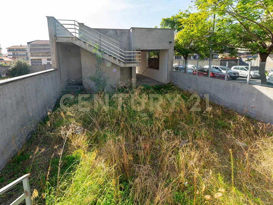 Immagine 25 di Locale commerciale in vendita  in Via Alfred Nobel snc a Misterbianco