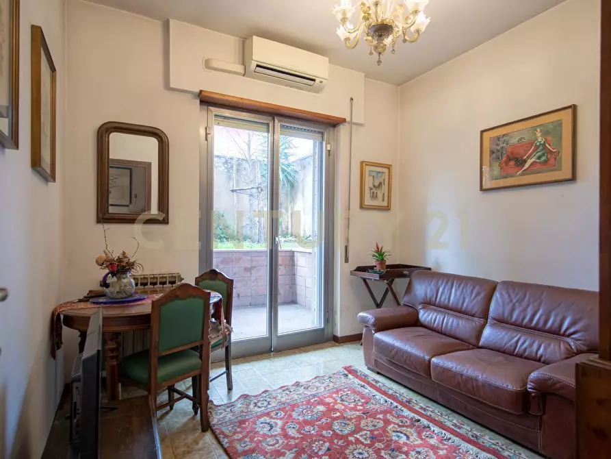 Immagine 2 di Bilocale in vendita  in Via Aurelia 301 a Roma