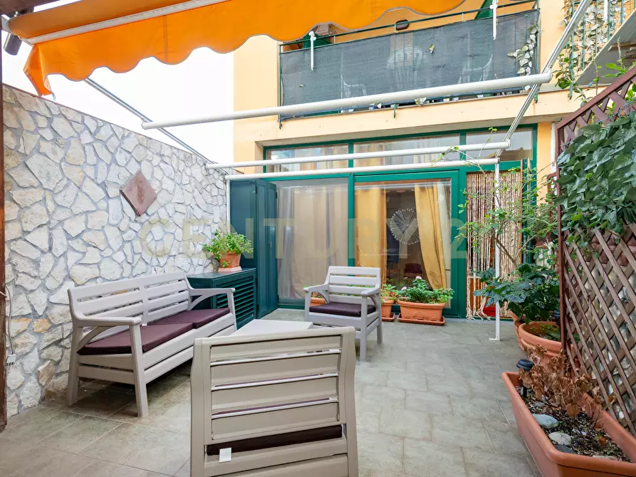 Immagine 31 di Bilocale in vendita  in Via Lungomare 2 a Sant'alessio Siculo