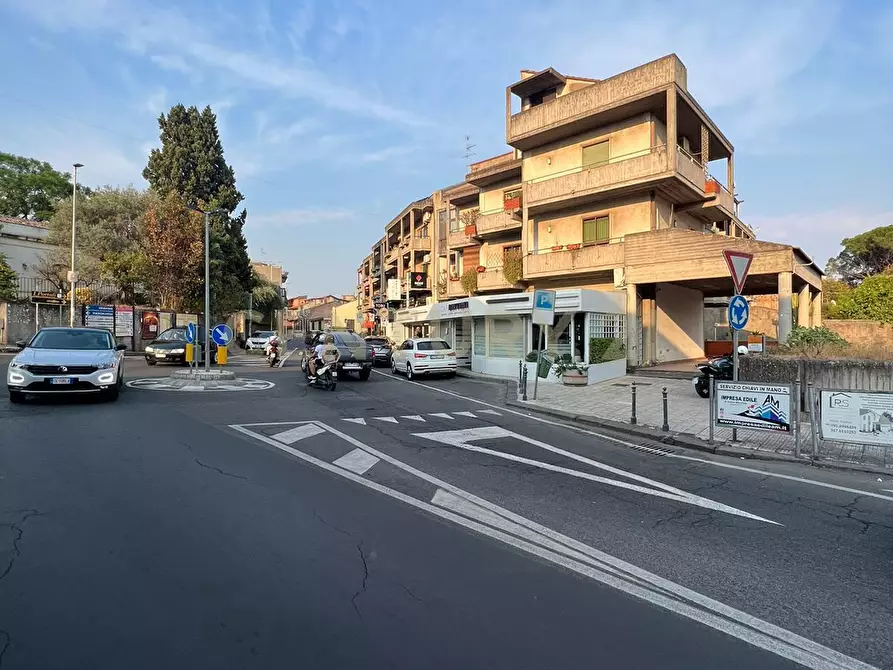Immagine 8 di Garage in vendita  in Via Moncada 1 a Sant'agata Li Battiati