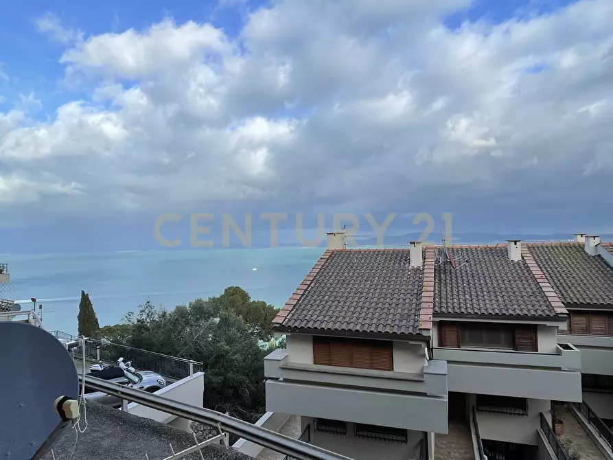 Immagine 10 di Trilocale in vendita  in Via del Solevia del sole a Monte Argentario