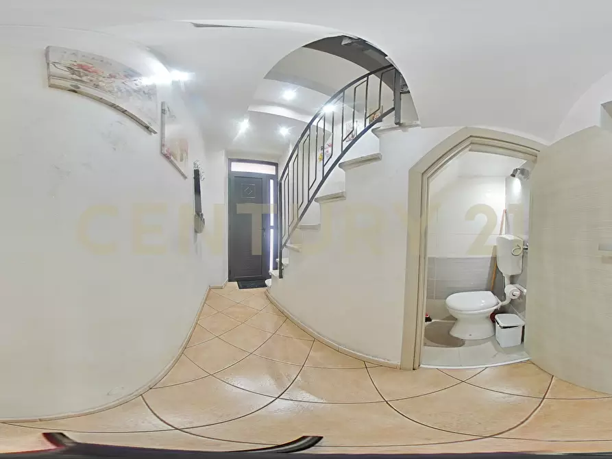 Immagine 42 di Casa indipendente in vendita  in Via Carnazza 1 a Adrano