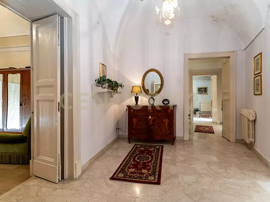 Immagine 19 di Pentalocale in vendita  in Via Antonino di Sangiuliano 185 a Catania