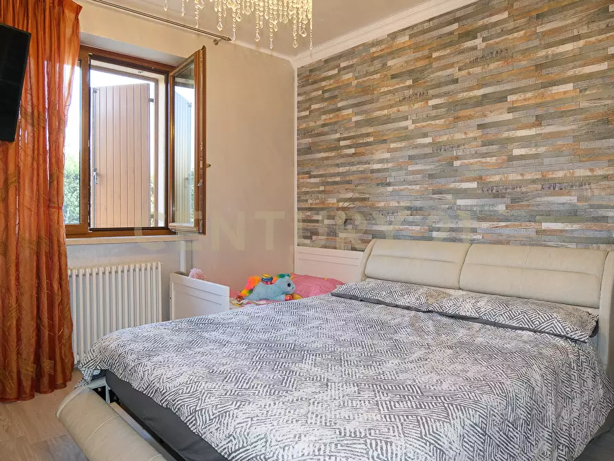 Immagine 21 di Casa bifamiliare in vendita  in Via Giovanni Ventitreesimo 2 a Mezzane Di Sotto