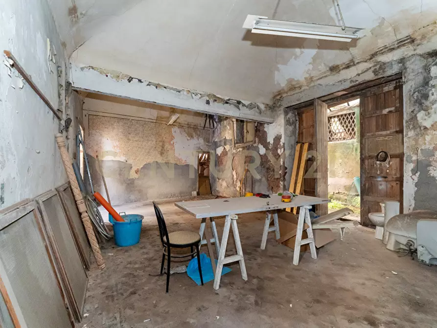 Immagine 25 di Casa indipendente in vendita  in Via Ittar 24 a Catania