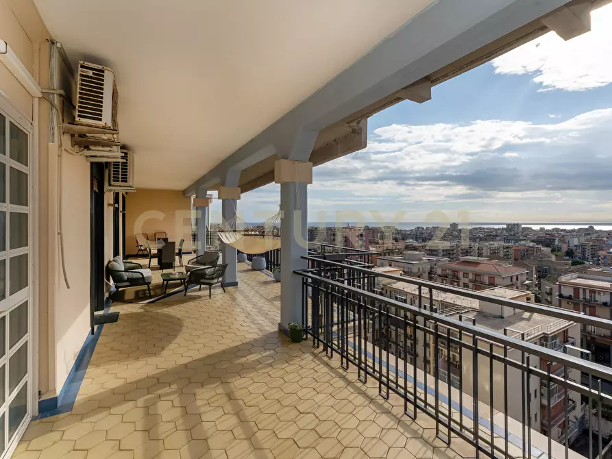 Immagine 55 di Attico in vendita  in Via Vincenzo Giuffrida 203 a Catania