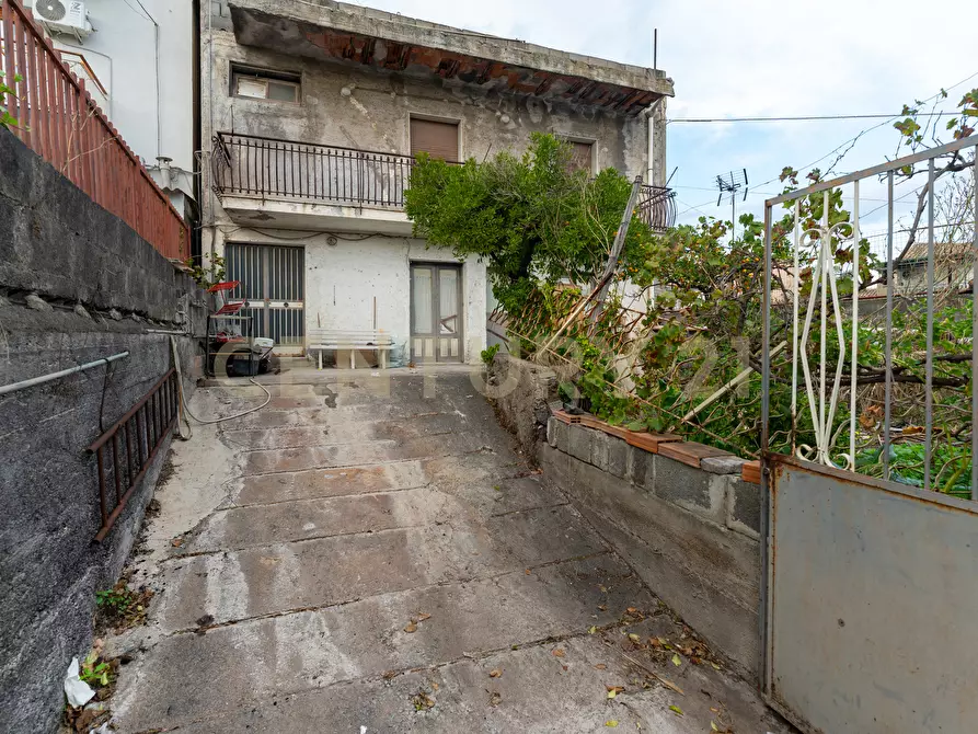 Immagine 46 di Casa indipendente in vendita  in Via Brigadiere Salvatore di Stefano 8 a Catania