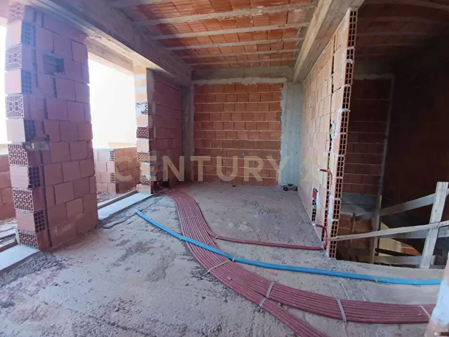 Immagine 35 di Casa bifamiliare in vendita  in VIA LEONCAVALLO 7 a Aci Sant'antonio