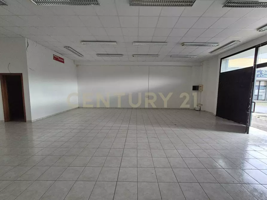 Immagine 4 di Locale commerciale in vendita  in Cerro Sughero a Campagnatico