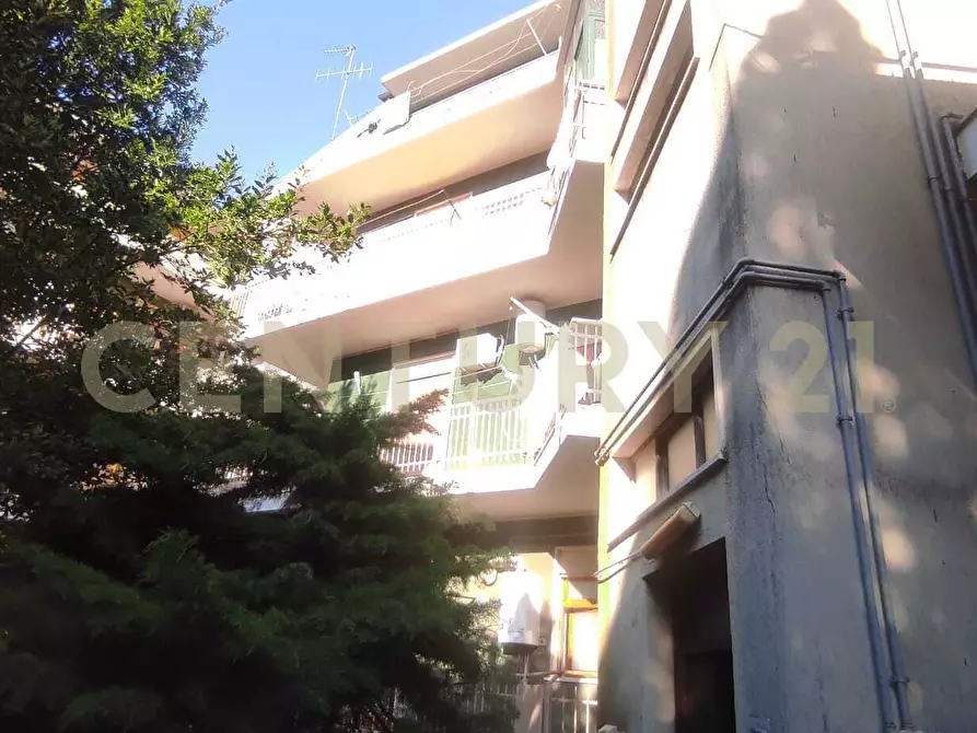 Immagine 23 di Bilocale in vendita  in Viale Tommaso Fazello 11 a Linguaglossa