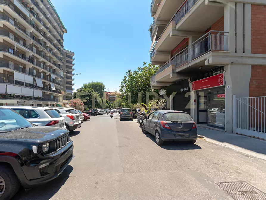 Immagine 2 di Locale commerciale in affitto  in Via Aldebaran 7 a Catania