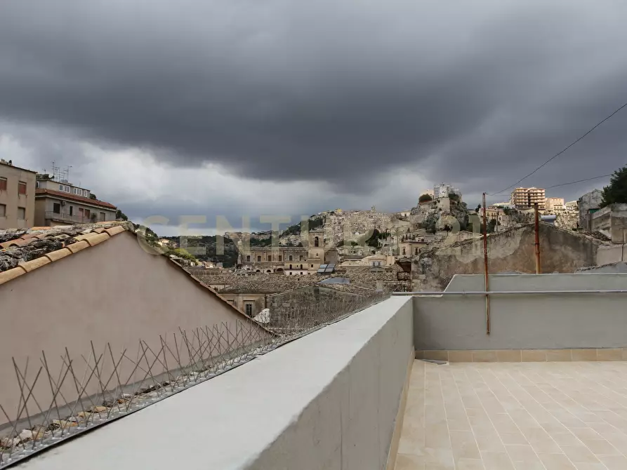 Immagine 22 di Casa indipendente in vendita  in Strada Pellico 26 a Modica