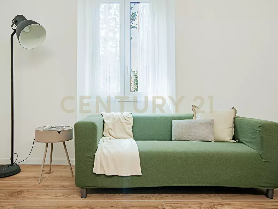 Immagine 16 di Appartamento in vendita  in Via Lampedusa a Roma