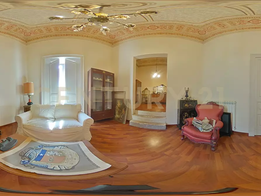 Immagine 57 di Pentalocale in vendita  in Via Etnea 196 a Catania