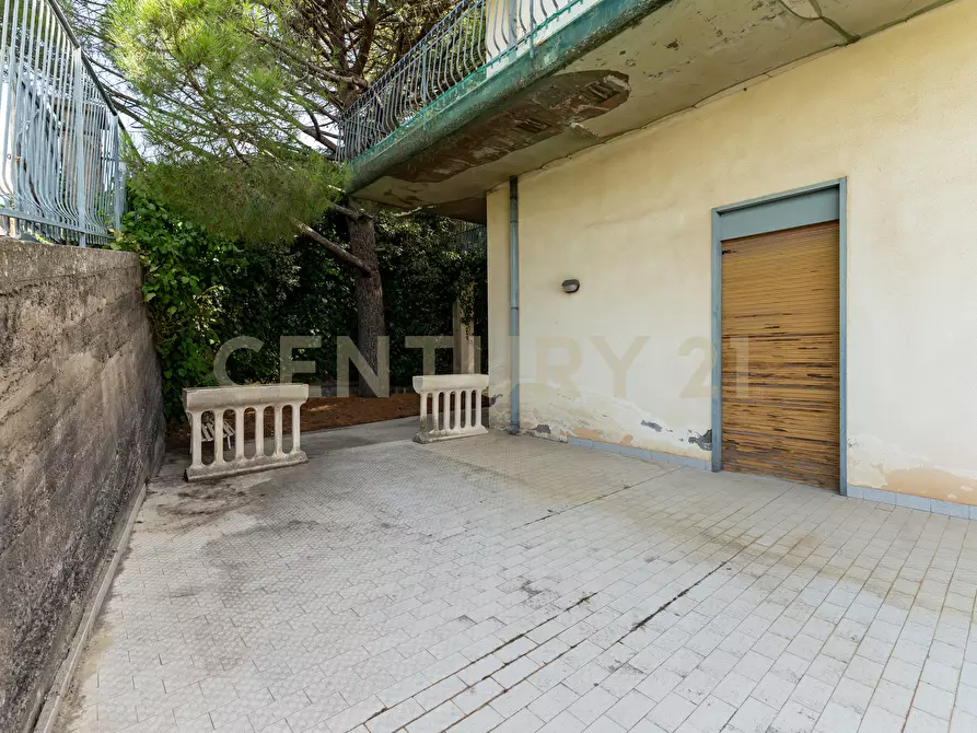 Immagine 76 di Villa in vendita  in Via Madonna del Carmelo 19 a Ragalna