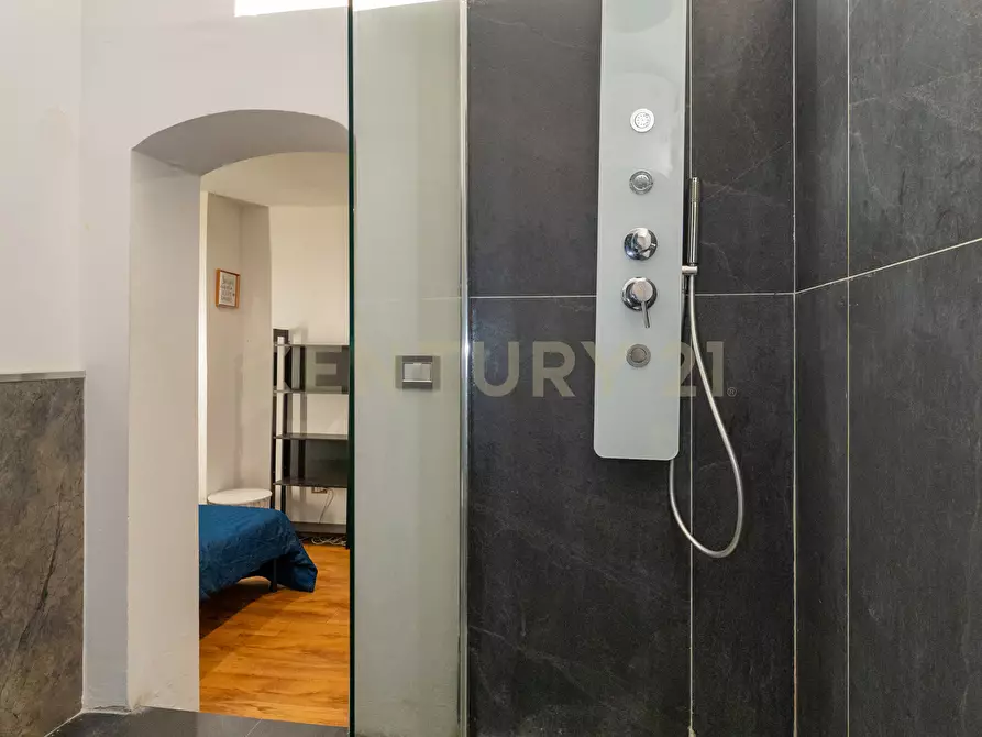 Immagine 26 di Bilocale in vendita  in Via Fornaciai 19 a Catania