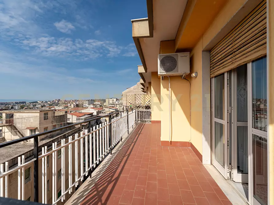 Immagine 23 di Attico in vendita  in Viale Mario Rapisardi 353 a Catania