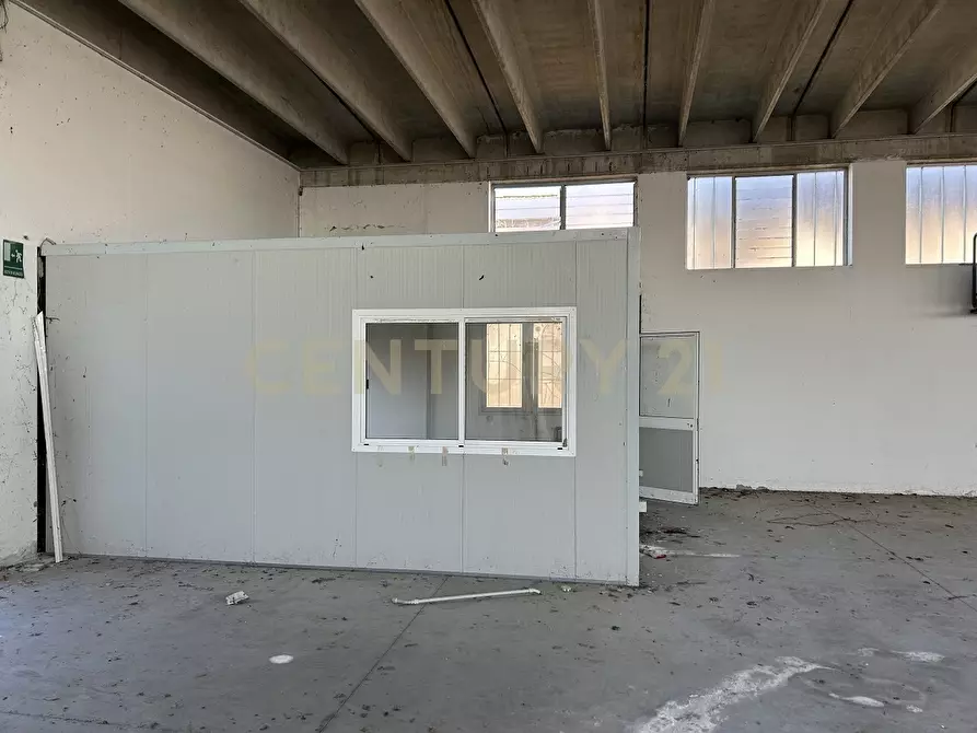 Immagine 3 di Attività artigianale in vendita  in Via San Pierino a Bovolone