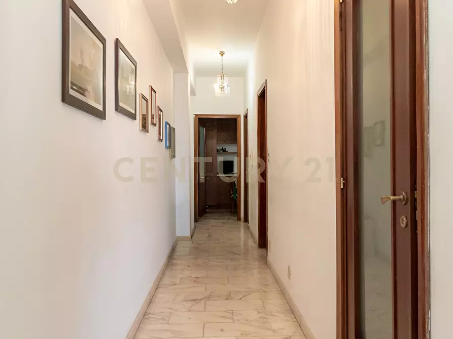 Immagine 26 di Quadrilocale in vendita  in Via Monreale 16 a Catania