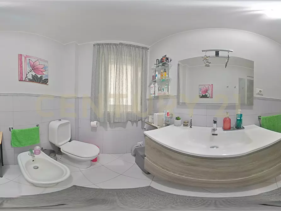 Immagine 46 di Trilocale in vendita  in Via Riccardo Zandonai 6 a Catania