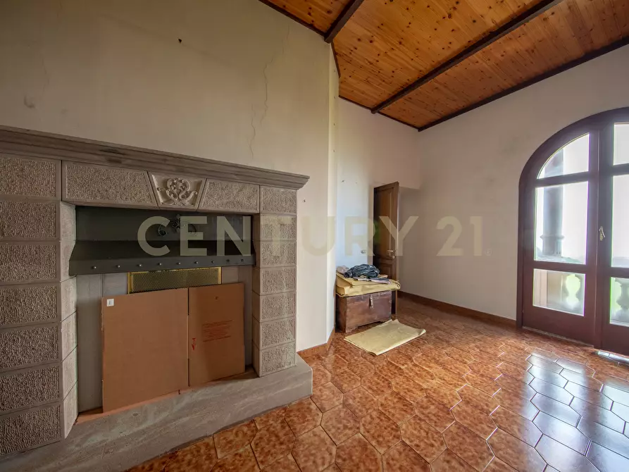 Immagine 28 di Pentalocale in vendita  in Viale Madonna del Tufo 26 a Rocca Di Papa