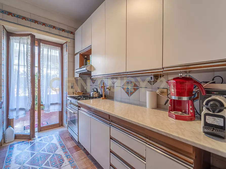 Immagine 36 di Attico in vendita  in Viale Cortina d'Ampezzo 199 a Roma