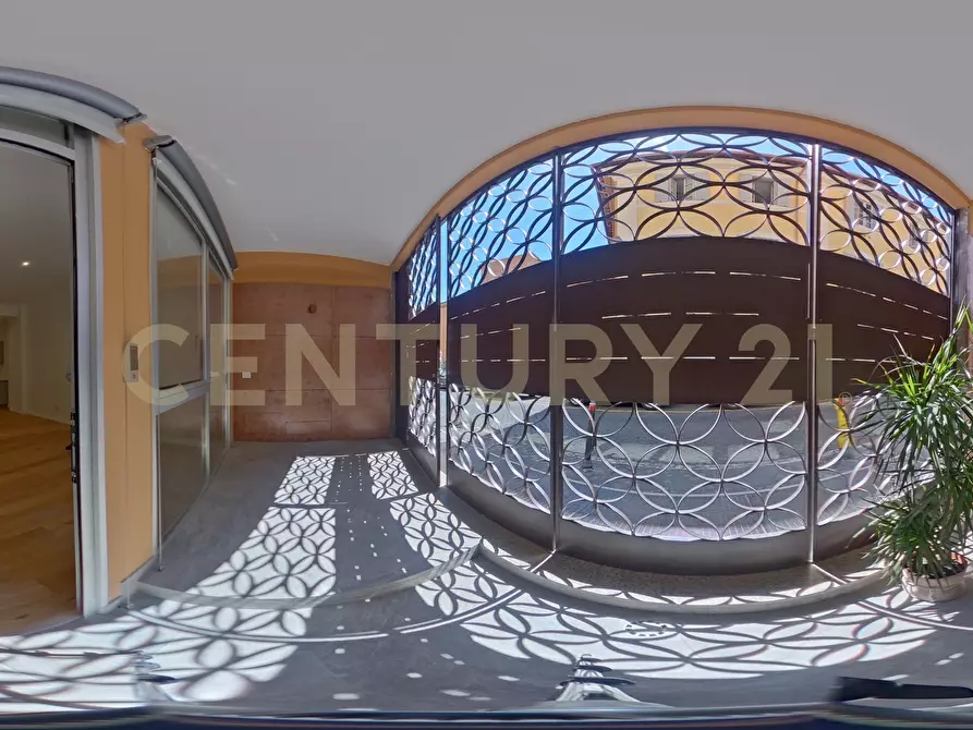 Immagine 18 di Loft/Open space in vendita  in Via dell'Olmata 30 a Roma