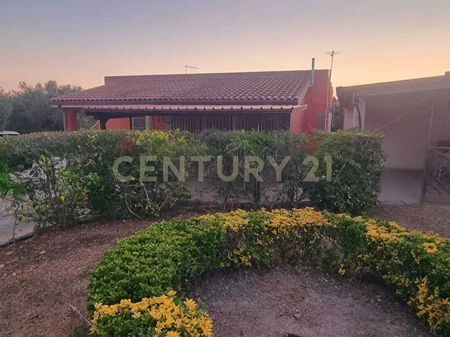Immagine 4 di Casa bifamiliare in vendita  in Strada Scaro SN a Pachino