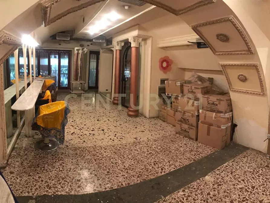 Immagine 5 di Locale commerciale in vendita  in Corso Vittorio Emanuele 12 a Sciacca