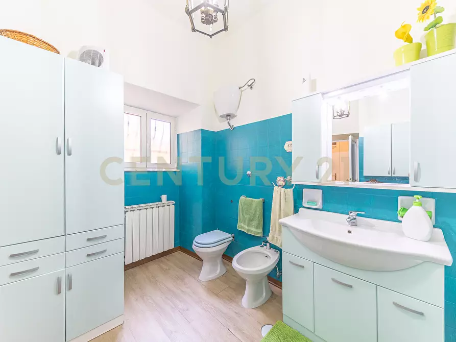 Immagine 10 di Villa in vendita  in Via Vittorio Emanuele 22 a Serrone