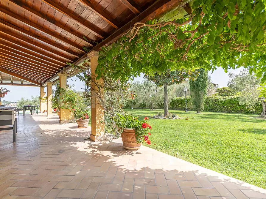 Immagine 8 di Villa in vendita  in Via di Battiferro 43 a Formello