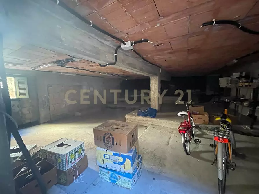 Immagine 5 di Magazzino in vendita  in Via Cavour 25 a Monte Argentario