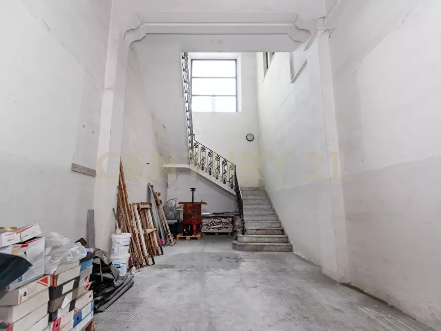 Immagine 5 di Pentalocale in vendita  in Via Lorenzo Maddem 67 a Acireale