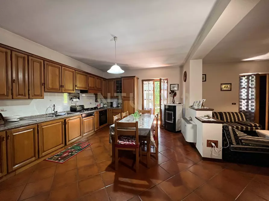 Immagine 7 di Villa in vendita  in Contrada Villa Cassetti a Montorio Al Vomano