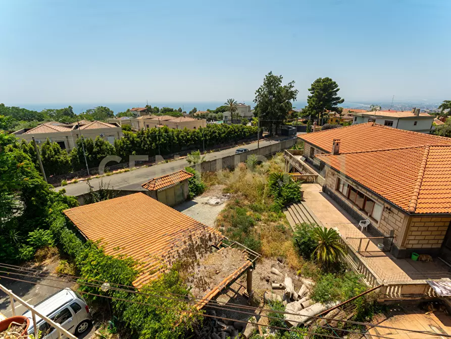 Immagine 12 di Loft/Open space in vendita  in Via Madonna delle Lacrime 64 a San Giovanni La Punta