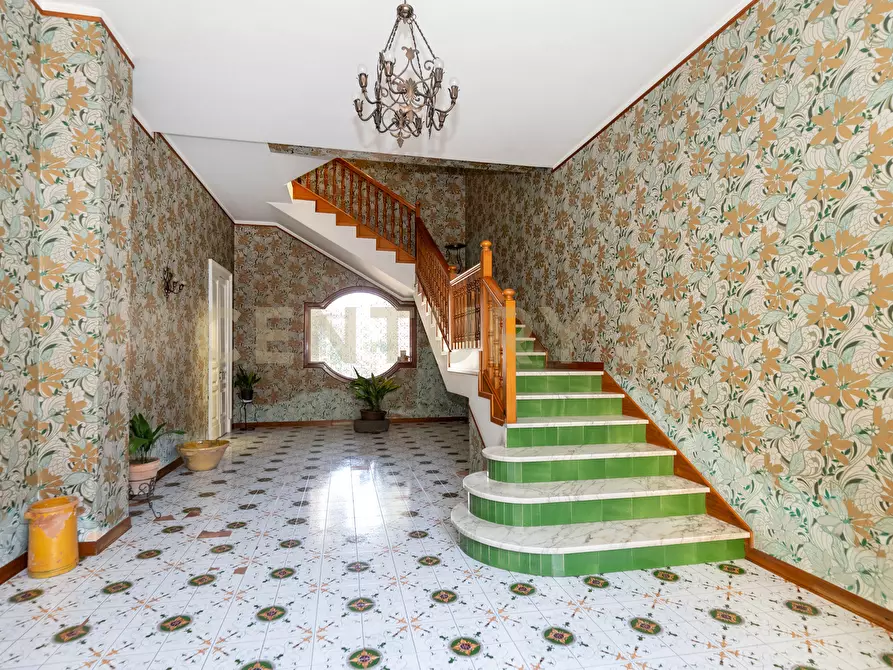 Immagine 9 di Pentalocale in vendita  in Via Vittorio Emanuele 181 a Viagrande