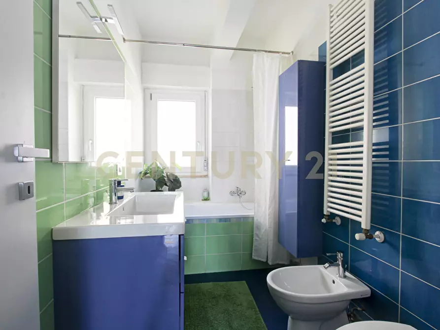 Immagine 16 di Quadrilocale in vendita  in Via Italo Orto 35 a Roma