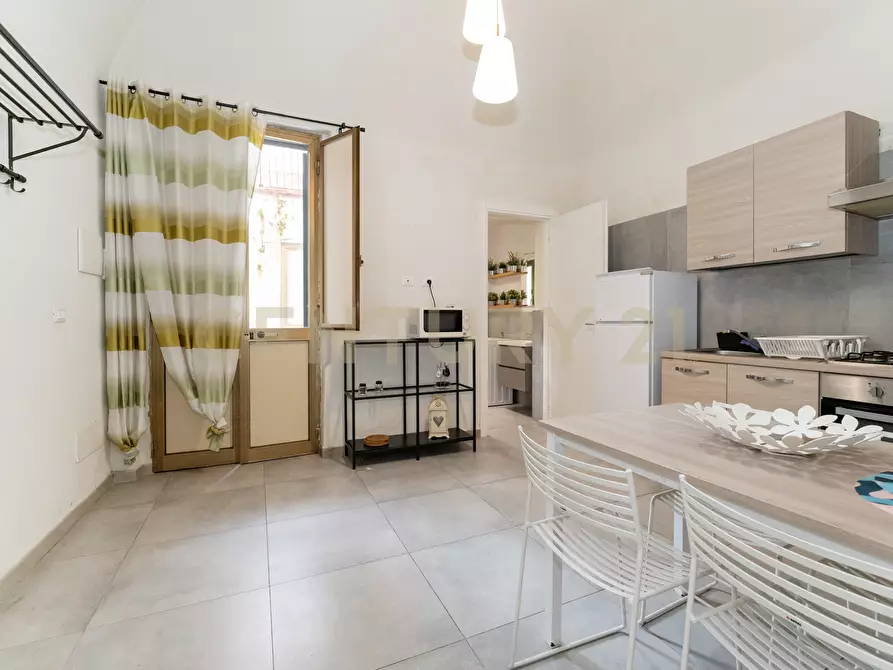 Immagine 10 di Bilocale in vendita  in Via Grimaldi 114 a Catania