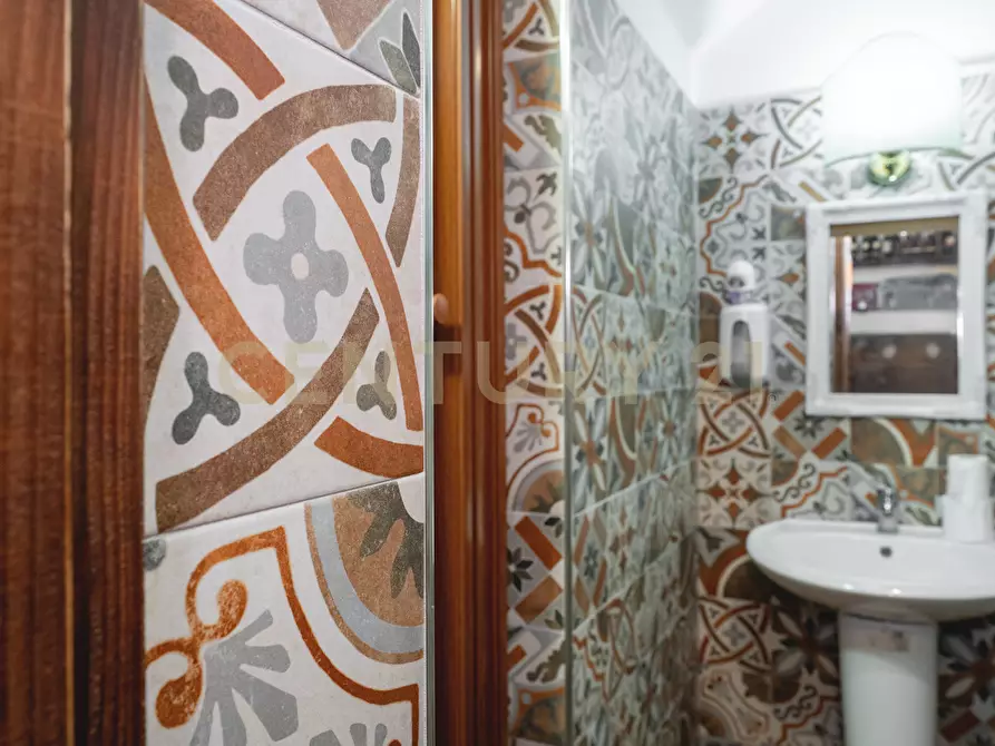 Immagine 31 di Pizzeria / Pub in vendita  in Via Plebiscito 179 a Catania