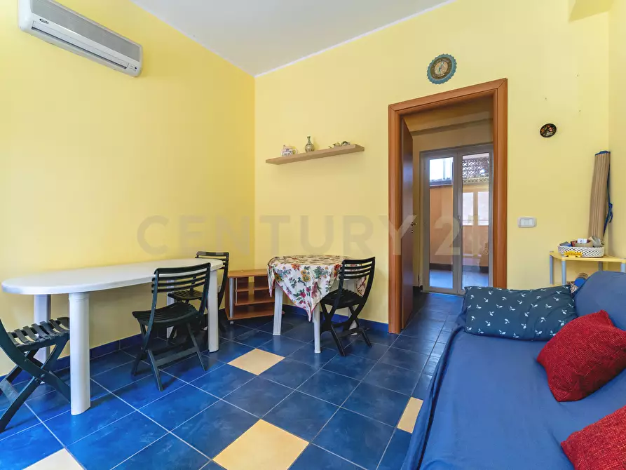 Immagine 16 di Bilocale in vendita  in Via Lungomare 2 a Sant'alessio Siculo