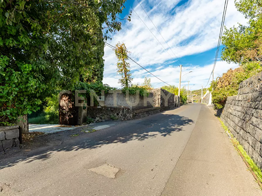 Immagine 2 di Villa in vendita  in Via Gallinaro 22 a Aci Castello