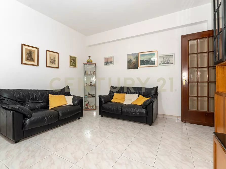 Immagine 3 di Bilocale in vendita  in Via Gesualdo Bufalino 1 a Aci Catena