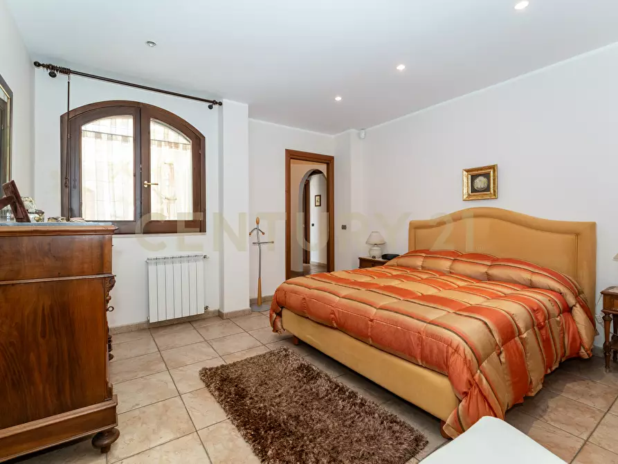 Immagine 58 di Villa in vendita  in Via Alcaloro Petrone 47 a Viagrande