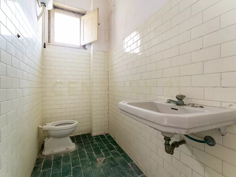 Immagine 33 di Pentalocale in vendita  in Via Principe Umberto 397 a Augusta