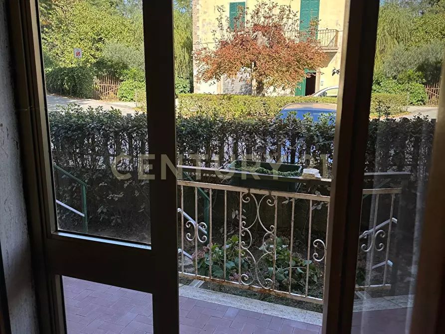 Immagine 10 di Appartamento in vendita  a Scansano